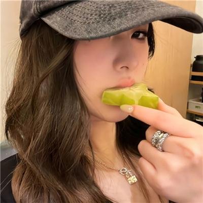 王家欣